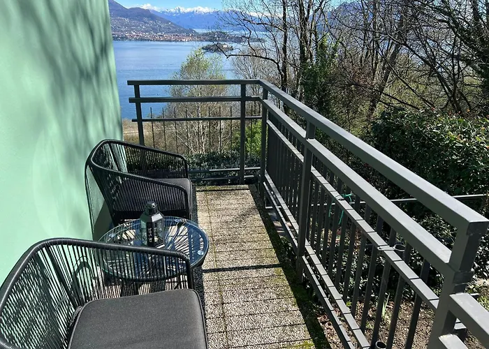 Miralago Lägenhet Stresa